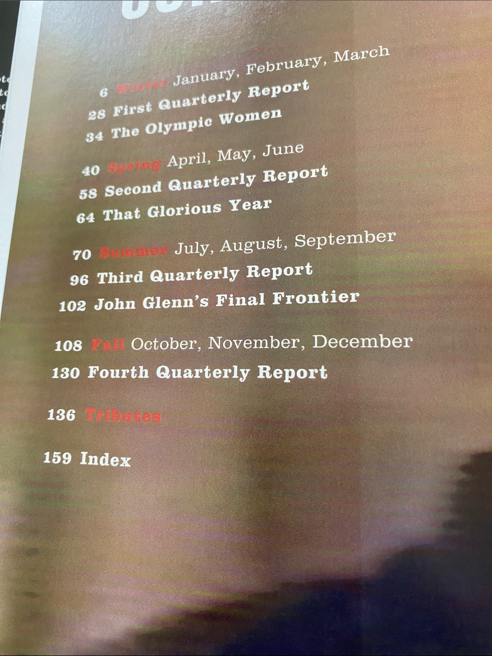 The Year in Pictures Book 1998 - Picture 3 of 3